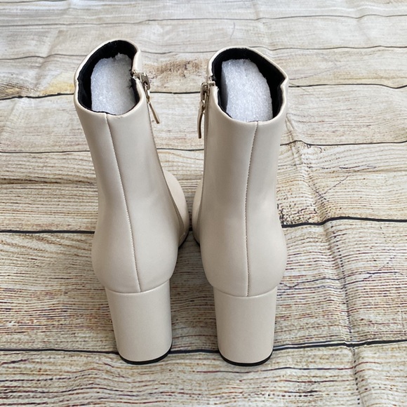 Qupid Booties - Picture 7 of 12